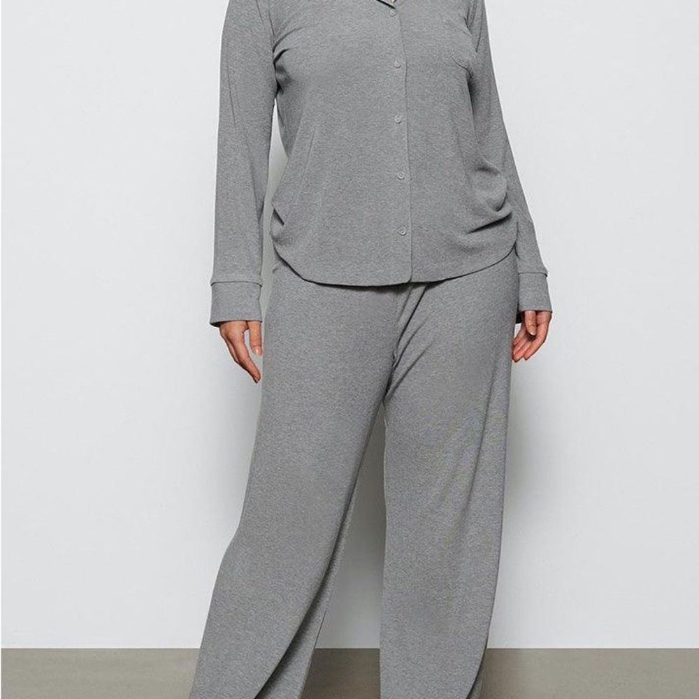 AnotherChill Women’s Long Sleeve Button Down Ribbed Pajama Set